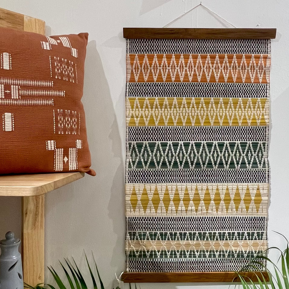 Bamboo & Loin Loom Wall Hanging- Pattern 08