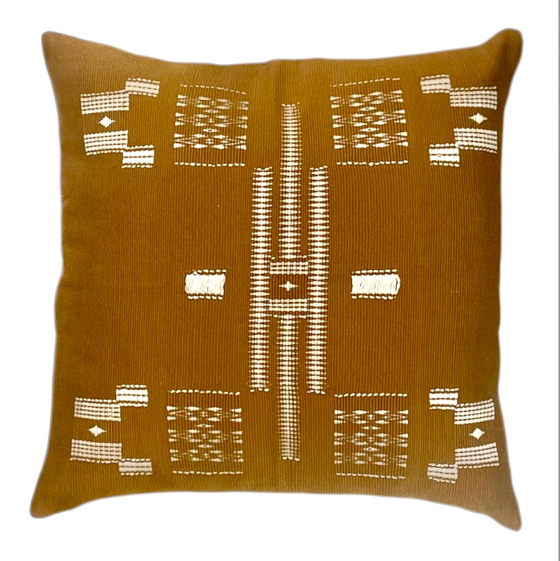 Muss Naga Cushion Cover