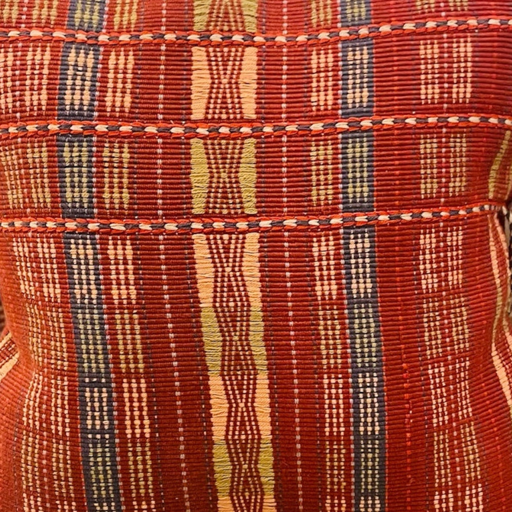 Kota Naga Cushion Cover