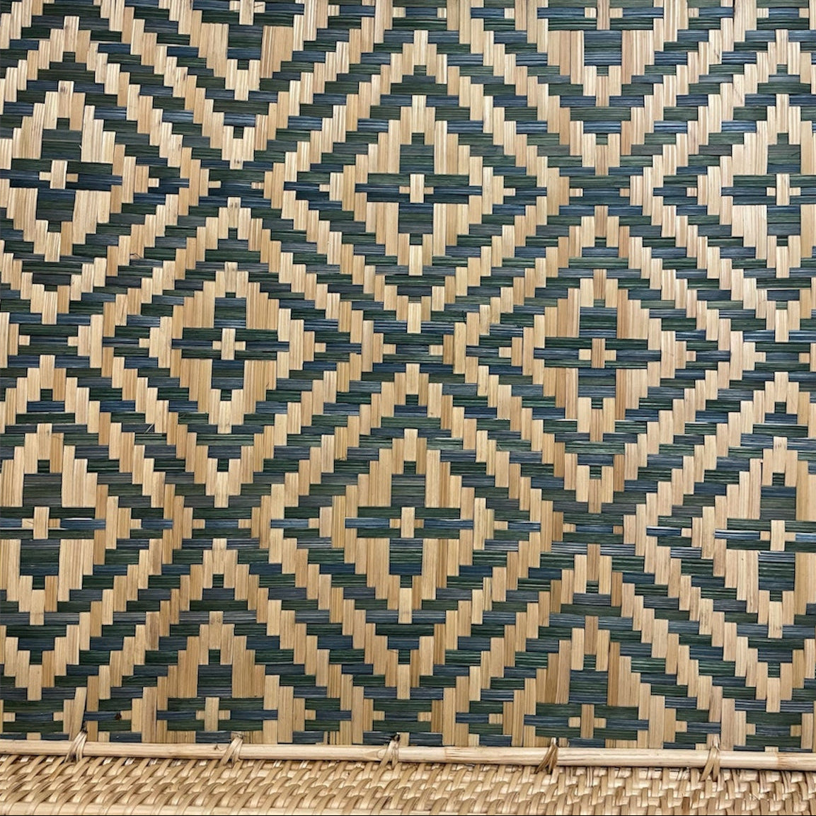 Trellis Tray- Extra-Large